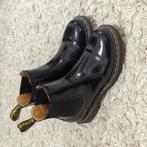 Dr martens payent leather pull on boots